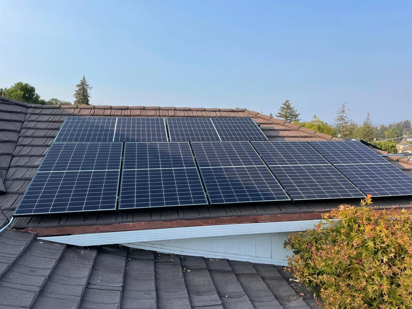 Rooftop solar panels installed by SolarUnion in San Francisco, showcasing renewable energy in a residential setting.